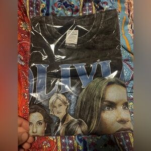 Olivia Benson “Law and Order: SVU” Women’s T Shirt Size Medium